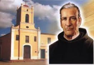 Olallo Valdés, el padre de los pobres