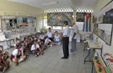 Los niños aprenden y cultivan la historia 