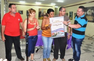 Del trabajo un arte y del arte, un digno trabajo