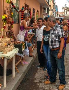 Los proyectos comunitarios se conciben con el objetivo de formar valores, salvaguardar nuestra identidad, hacer más participativa y placentera la vida en la comunidad.Foto:Archivo    Proyectos comunitarios en debate