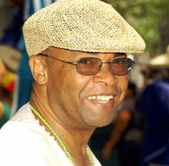 “La Esquinita del Caballero”, reconocimiento para Adalberto Álvarez