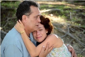 Vestido de novia, ópera prima  de Marilyn Solaya . Filme cubano entre nominados a Premios Goya 2016