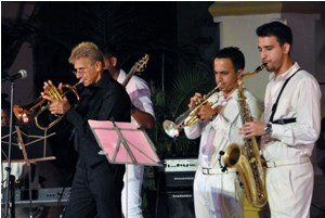 Bobby_Carcassés_camagüey