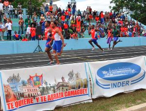 Fotos:Otilio Rivero Delgado La Habana gana de nuevo Festival de Velocidad en atletismo