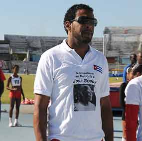 Javier Sotomayor: “Soy testigo de las ofensas a Víctor Mesa”