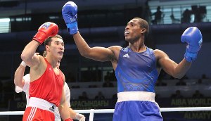 En este 2015 Julio César La Cruz fue seleccionado por la AIBA como el Mejor Boxeador del Mundo; otro mérito que su ya larga cosecha de éxitos. Foto: Tomada de www.granma.cu Atletas del año: tres camagüeyanos mandan en 2015