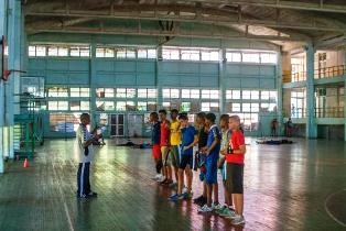 El gimnasio techado se encuentra en excelentes condiciones, algo que demostró durante los recientes Juegos Escolares Nacionales, cuando acogió los certámenes de la lucha. Nueva cara para la enseñanza deportiva