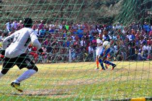 Fútbol cubano: repiten ganadores, Camagüey sigue con mal paso