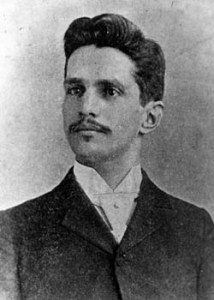 El mismo joven Loynaz aseguró que como estuvo exaltado por el momento, las letras no demoraron en salir y dar a luz el Himno Invasor. Foto: Tomada de www.gettyimages.com himno_invasor