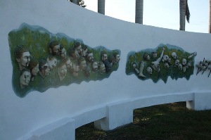 Monumento a los  héroes y mártires de Pino Tres. Foto:Archivo monumento_pino_tres