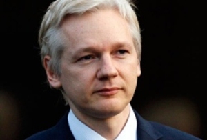 Foto:Tomada de ACN La doble moral con Julian Assange