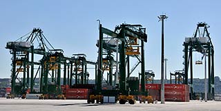 La productividad del trabajo creció en un 30% en el primer semestre, al igual que el salario mensual de los trabajadores en un 12, debido a una mayor eficiencia. Mirar con optimismo el  2016