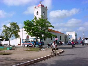  Un templo, una necrópolis