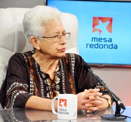 Tomado de  www.cubaperiodistas.cu/ Falleció Susana Lee, Premio Nacional de Periodismo José Martí