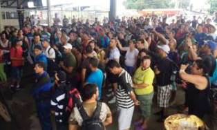 Una nueva crisis protagonizan más de 2 500 cubanos en la frontera de Costa Rica y Nicaragua, la mayoría salidos de Cuba por la vía legal  Entre tiburones y coyotes: Plan diabólico USA