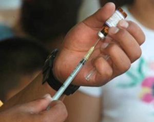 Foto:Archivo  Inmunizarán a niños camagüeyanos contra virus de polio