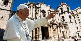 Un Papa Francisco sensible y sin protocolo