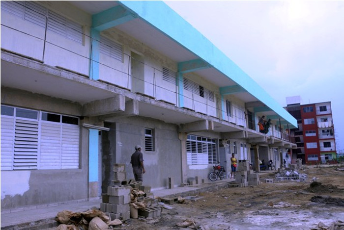 A las aulas... Los Coquitos 