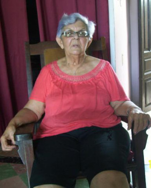 Con los años, Elvira pasó a la jubilación.