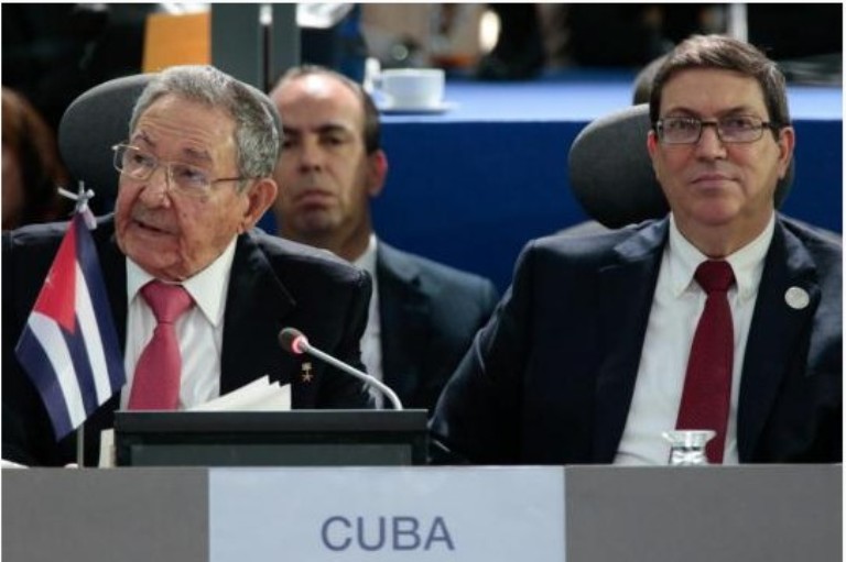 Raúl Castro habla en la Cumbre de NOAAL en Venezuela, 17 de septiembre de 2016Tomada de cubadebate.cu Raúl Castro en Cumbre NOAL: No puede subestimarse nuestra enorme fuerza cuando actuamos concertadamente