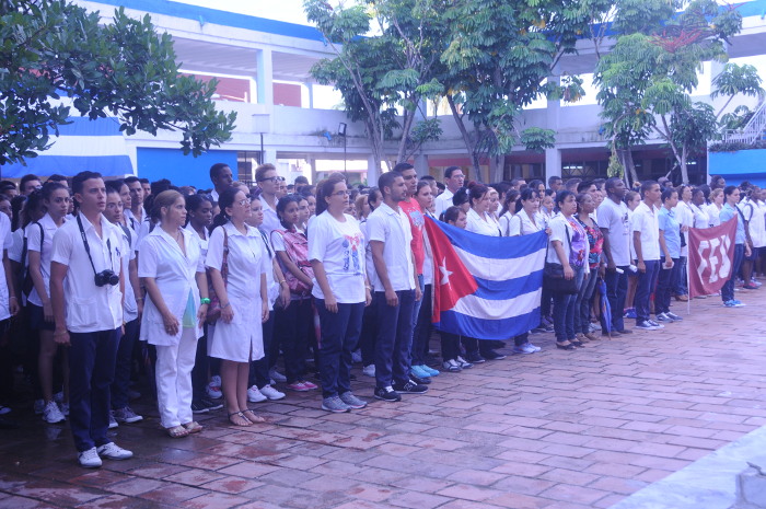 Foto: Orlando Durán Hernández/Adelante Jóvenes de Ciencias Médicas piden respeto a nuestra soberanía