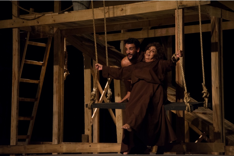 Foto: Leandro Pérez Pérez/Adelante Teatro contra lluvia y fuego