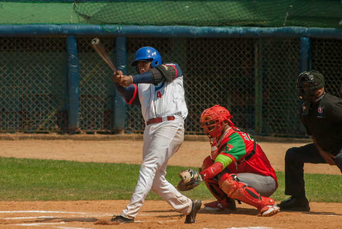 Photo:Leandro Pérez Pérez/Adelante Cuban Baseball: Camaguey ties 1-1 the Playoff Series