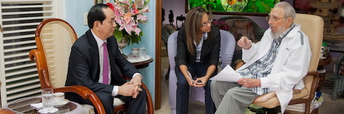 Fraterno encuentro de Fidel con el Presidente de Vietnam