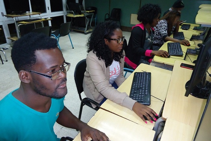 En estudiantes extranjeros también vive el ejemplo de Fidel.