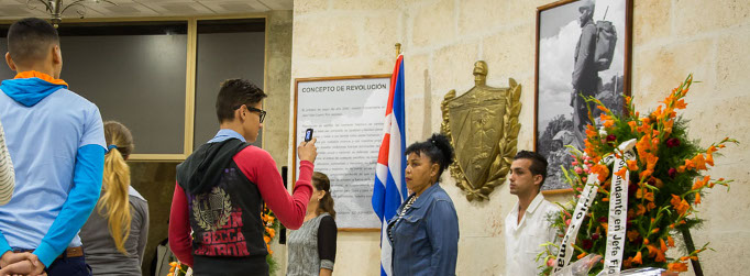 Los jóvenes camagüeyanos están con Fidel