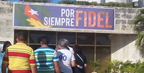 Tributo del pueblo al líder de pueblos
