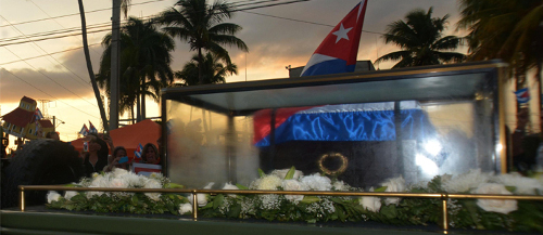Regresa victorioso Fidel Castro a Santiago de Cuba
