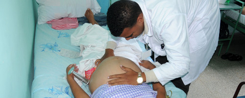 Reconoce Ministro de Salud Pública avances en Camagüey