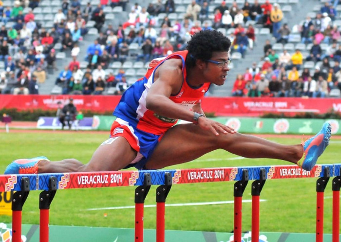 Foto: Tomada de www.cubasi.cu Yordan O'Farril “salta” sobre marzo