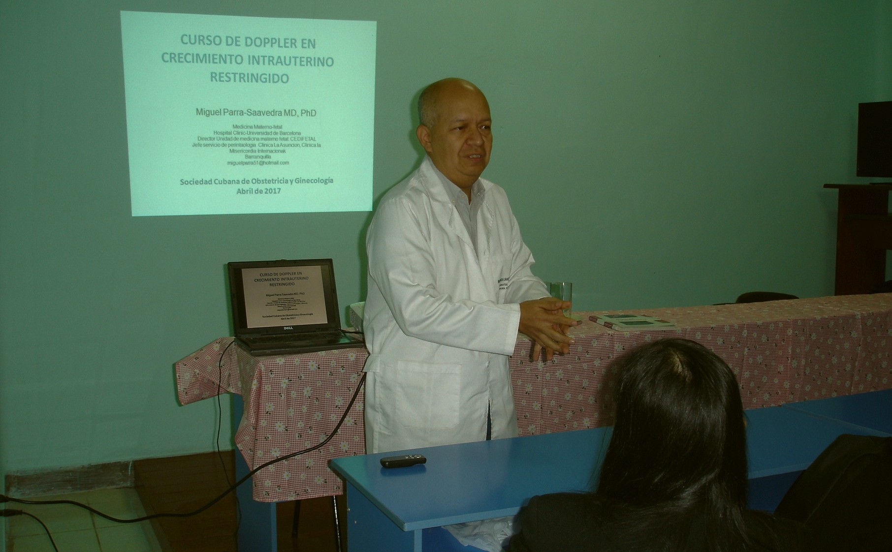 Foto: De la autora Académico colombiano imparte curso para ginecobstetras en Camagüey