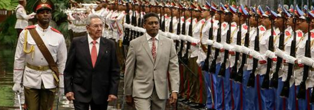 Recibió Presidente cubano a su homólogo  de Seychelles
