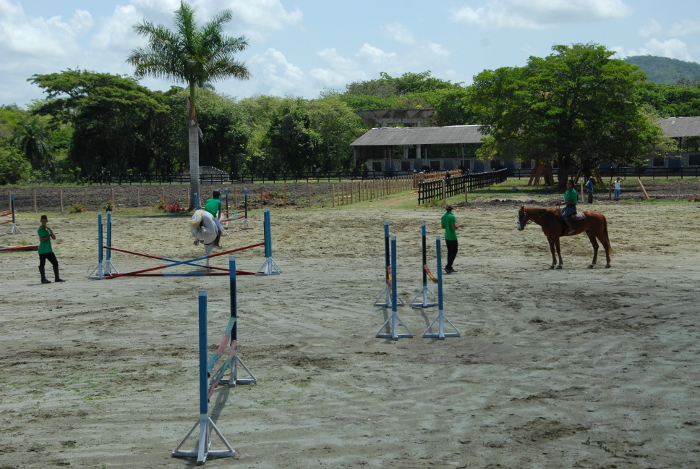 Lista para los eventos hípicos se encuentra la pista de equitación de Najasa. Foto: Otilio Rivero Delgado/Adelante