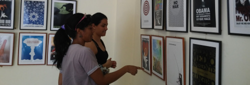 Traveling exhibition: Cartels for the Peace in Adelante