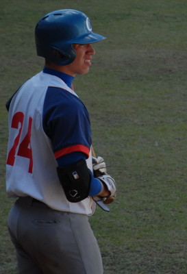 En la actualidad, Leonel Segura es el mejor jugador joven de Camagüey. Sus méritos trascienden el terreno de béisbol. Foto: Otilio Rivero Delgado/ Adelante