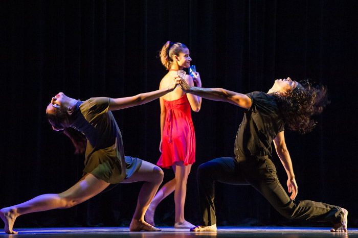 Codanza estrena obra Suelo en Camagüey.Fotos: Leandro Pérez Pérez/ Adelante Estreno mundial agasaja al ballet Endedans