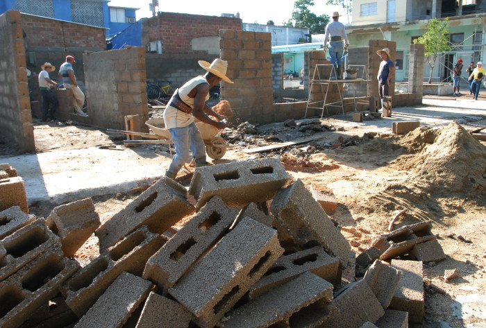 Foto: Otilio Rivero Delgado/ Adelante Analizadas nuevas políticas de la vivienda en Camagüey