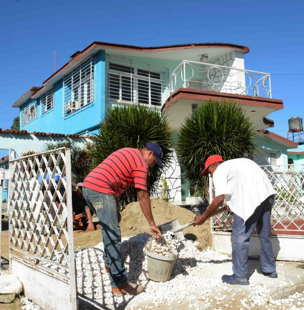 El Hogar de niños sin amparo familiar de esta provincia está ubicado en la calle Medio, entre Primera y Segunda, del reparto Plaza de la Habana. Fotos: Rodolfo Blanco Cué/ ACN Beneficia a niños sin amparo familiar contribución territorial camagüeyana