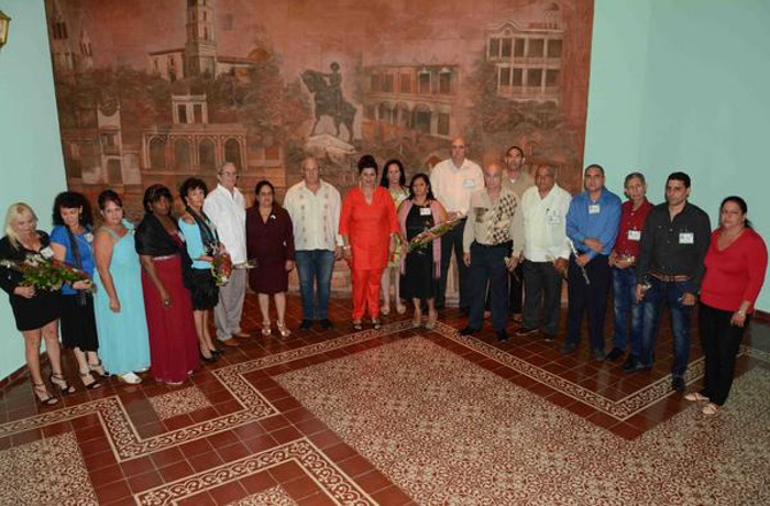 Integrantes de la Comisión Electoral Provincial, después de tomar posesión de sus cargos. Foto: Rodolfo Blanco Cué/ACN Tomó posesión en Camagüey Comisión Electoral Provincial