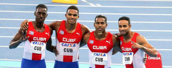 Skyers, el segundo de izquierda a derecha, ha tenido una carrera signada por las lesiones y un desempeño irregular.Foto: Tomada de juventudrebelde.cu Roberto Skyers se va al Mundial… en el último tren