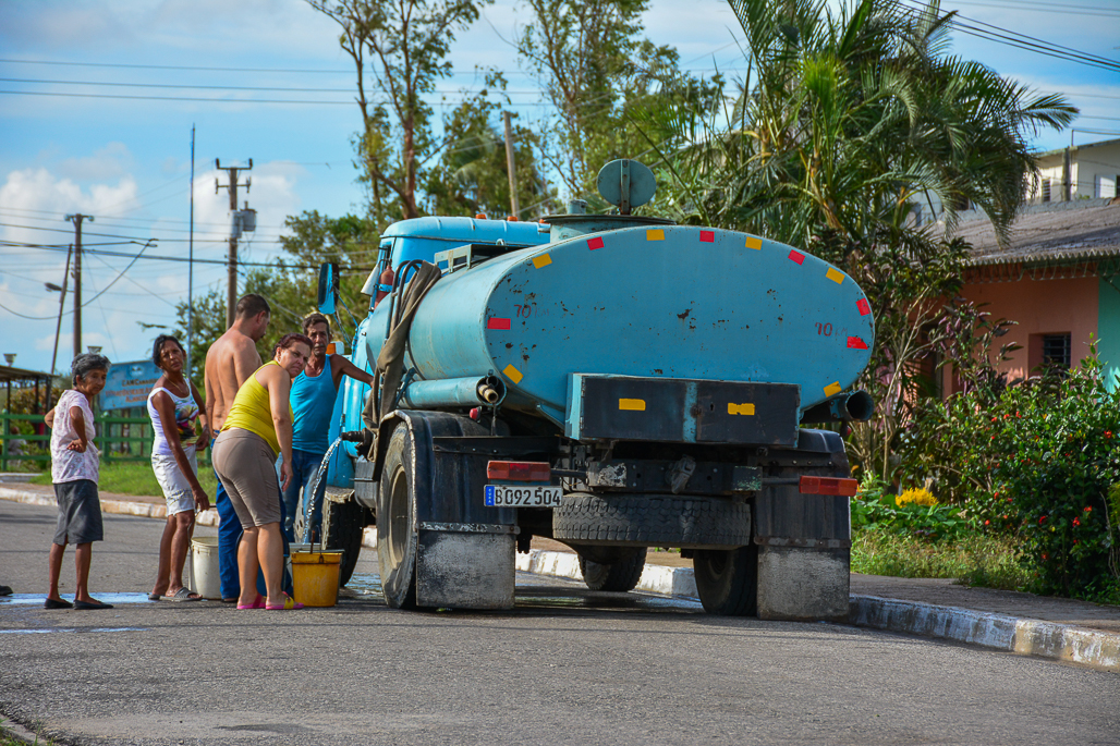 Fotos: Leandro Pérez Pérez/Adelante Agua, electricidad y comida para comenzar