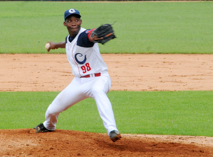Alexis Mulató no ha conseguido hacer buenas las expectativas que se cifran en él. La mayoría de sus salidas se han sellado con números adversos. Foto: Orlando Durán Hernández/ Adelante