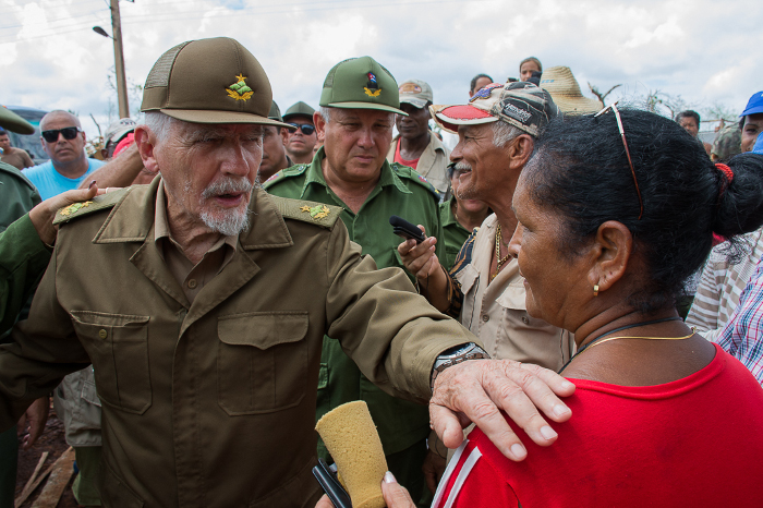 Fotos: Leandro Pérez Pérez/Adelante Recorre Ramiro Valdés zonas camagüeyanas afectadas por Irma