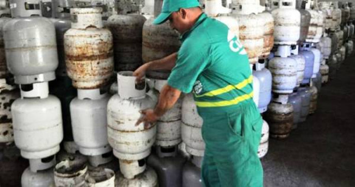 Actualmente CUPET trabaja en la incorporación de otros puntos de venta en varios enclaves de la ciudad de Camagüey, para aliviar el servicio ante la alta demanda que diariamente alcanza hasta los dos mil cilindros. Foto: Archivo Buenos resultados de Comercializadora CUPET ratificarán Premio a la Calidad