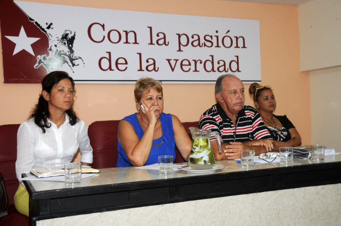 Camagüey debate sobre el papel de la prensa en Cuba