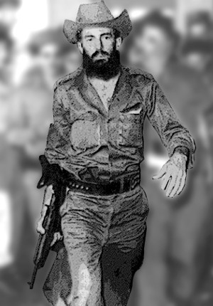 Detalle de la instantánea tomada al amanecer del 21 de octubre de 1959, cuando Camilo arribó al aeropuerto Ignacio Agramonte. Fotocopiada del libro de Jorge Luis Betancourt, Victoria sobre una traición, Casa Editora Abril, 2010.